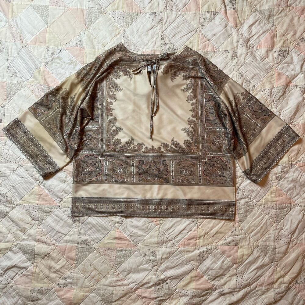 top notch vintage hippie bohemian crop top with flowy half sleeves and paisley m